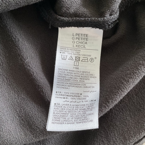 Old Navy Button-up Peasant Top - Picture 9 of 10